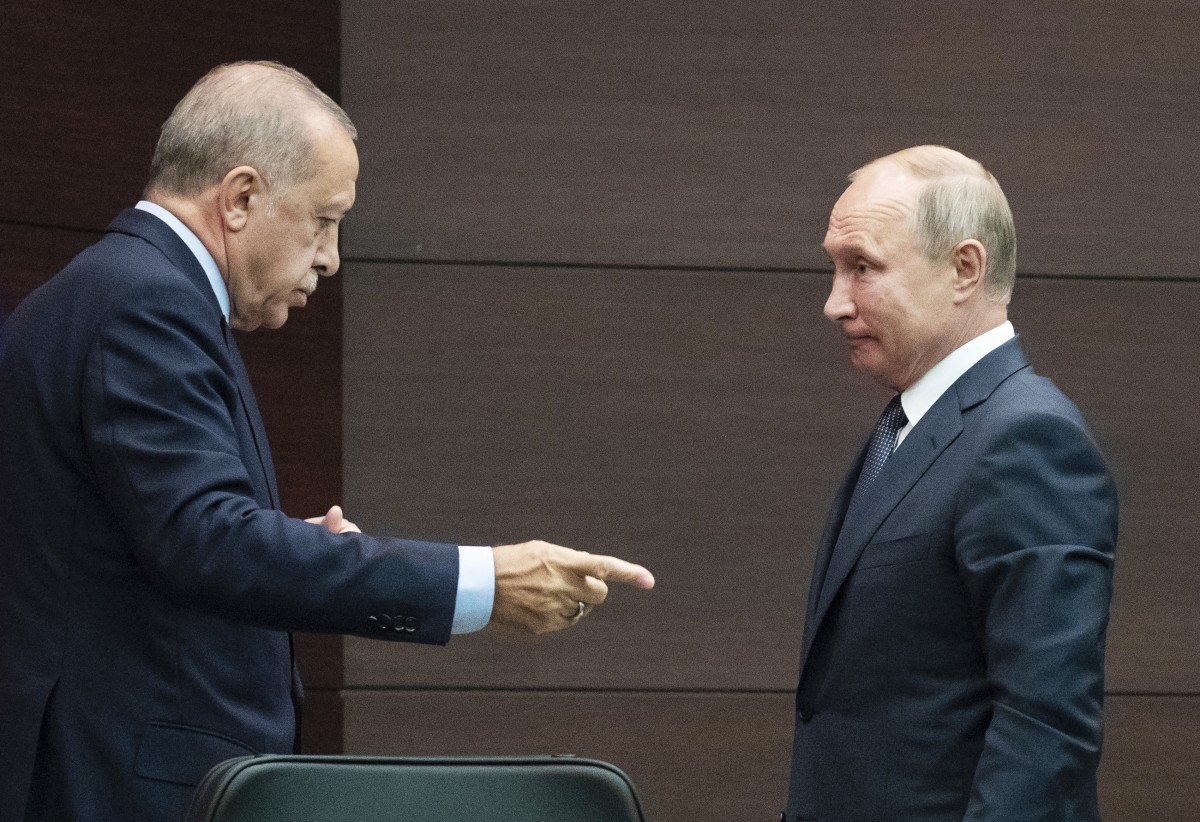 Ердоган и Путин обсъдиха по телефона ситуацията в Идлиб