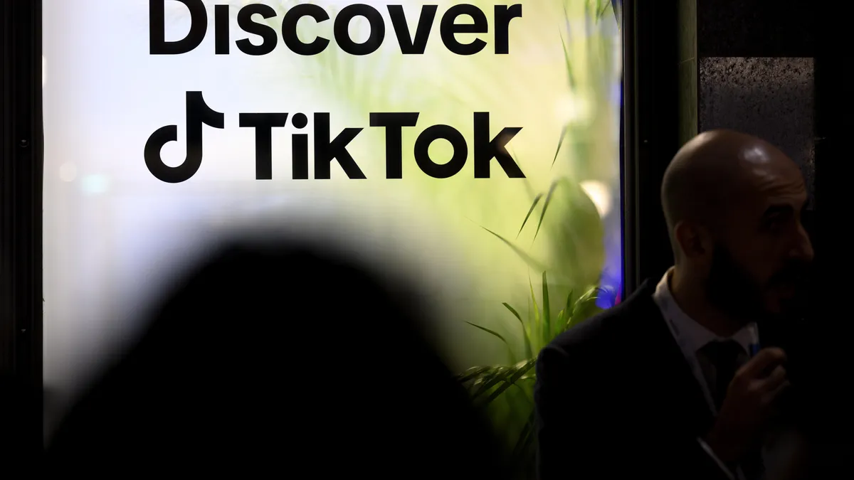 ЕС глоби TikTok с 530 млн. евро в ЕС за предаване на потребителски данни в Китай
