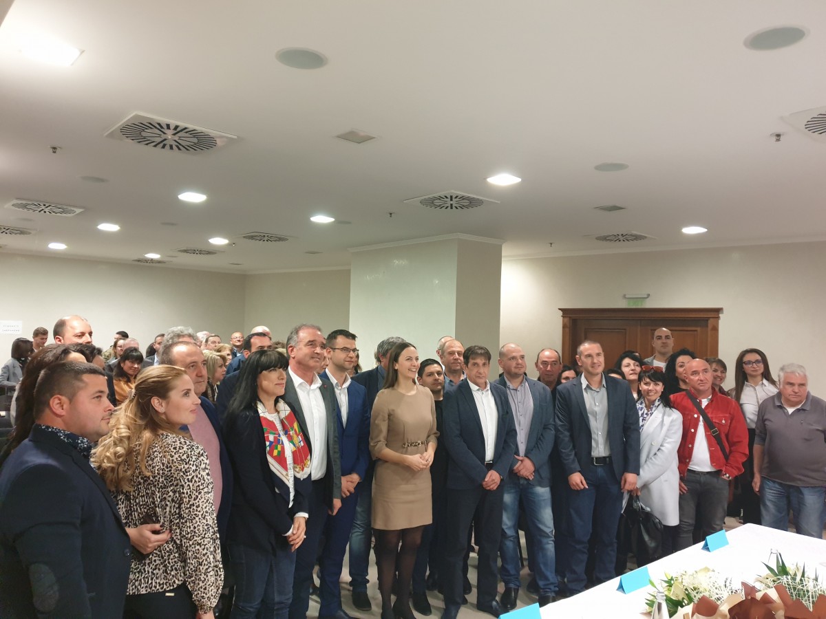 Ева Майдел: На фалшивите новини ще противопоставим българските победи в Европа