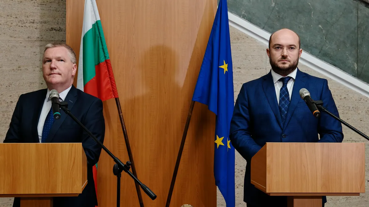 Еврокомисарят Макграт ще представи доклада за върховенството на закона пред българския парламент