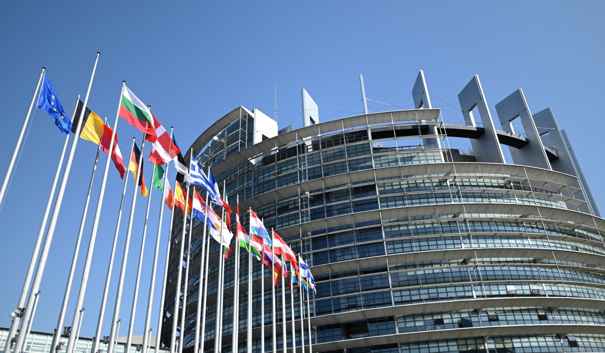 Европарламентът критикува плановете на "Фолксваген" за завод в Турция