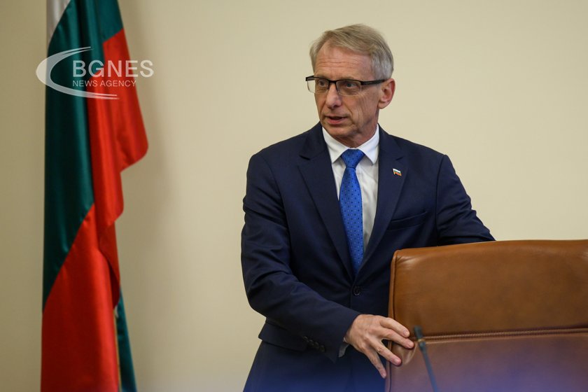 Денков: Най-добрата социална програма за хората е да им осигурим работни места с добро заплащане