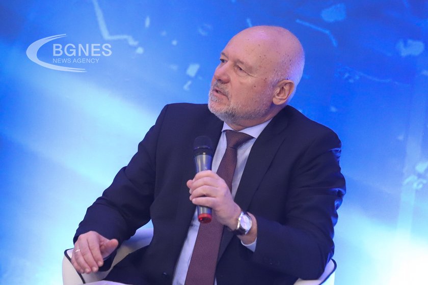 Тагарев ще поздрави контингентите ни в Косово и БиХ