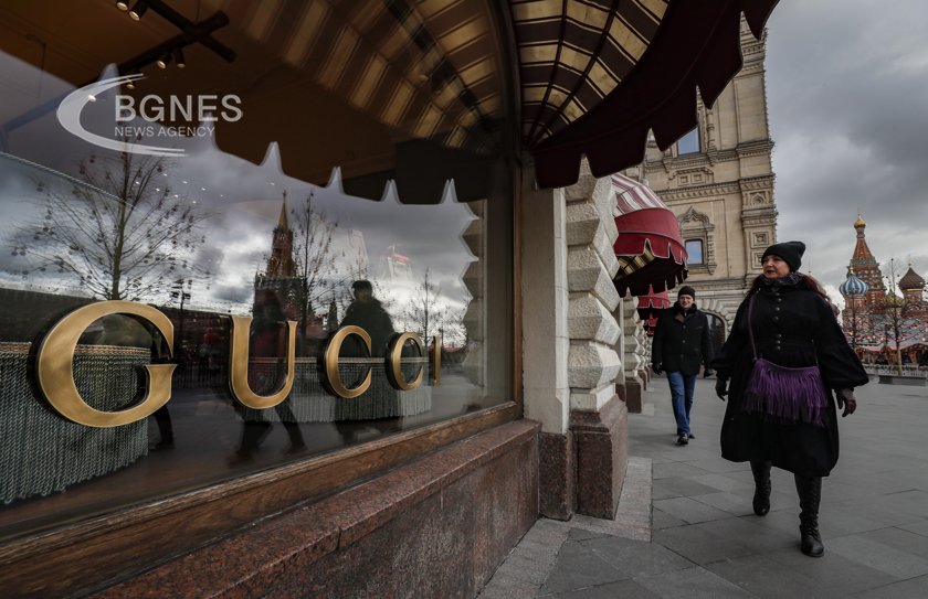 Студио на Gucci стачкува след преместването си в Милано