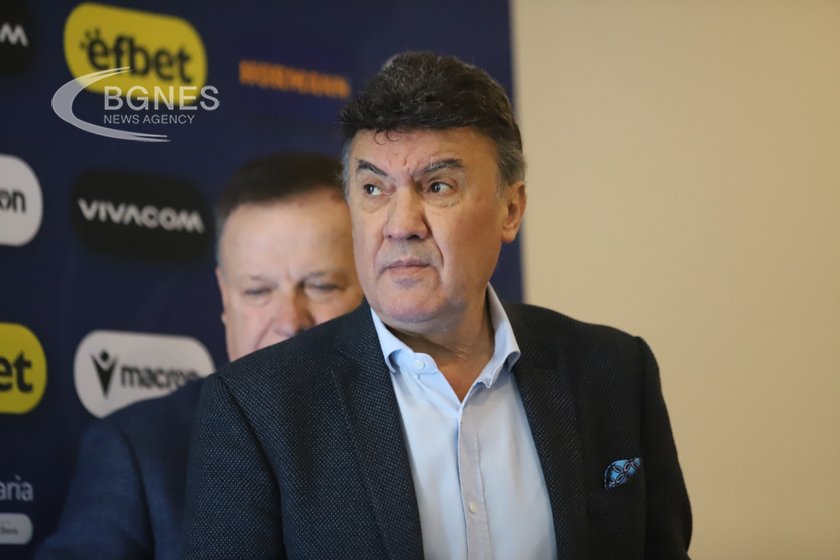 Боби Михайлов даде на съд Търговския регистър 