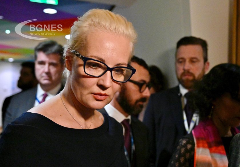 Сайтът за социални медии X спря и реактивира акаунта на Юлия Навалная