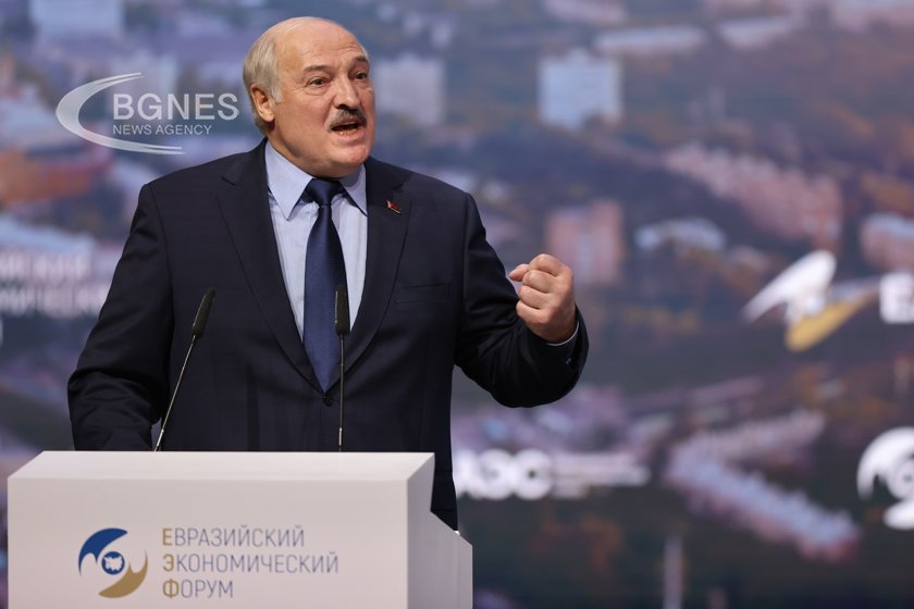 Лукашенко: Ако Русия рухне, всички ще загинем