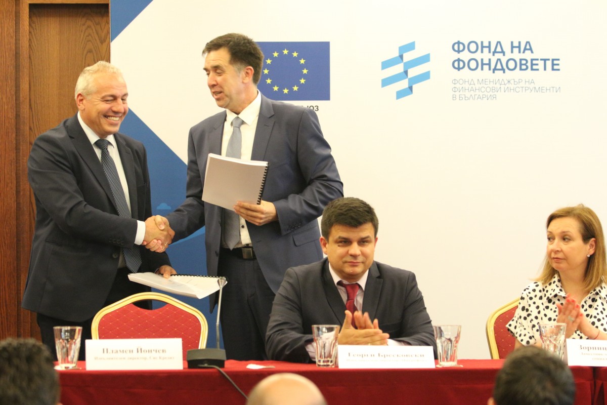 Fibank дава над 19 млн. лв. за микрокредитиране на стартиращи и социални предприятия