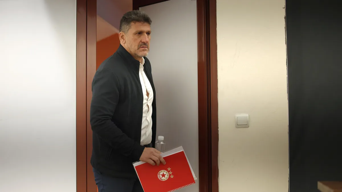 Флип Филипов с нова яростна атака към директора на ЦСКА: Пощенски гълъб, който решения не може да взема