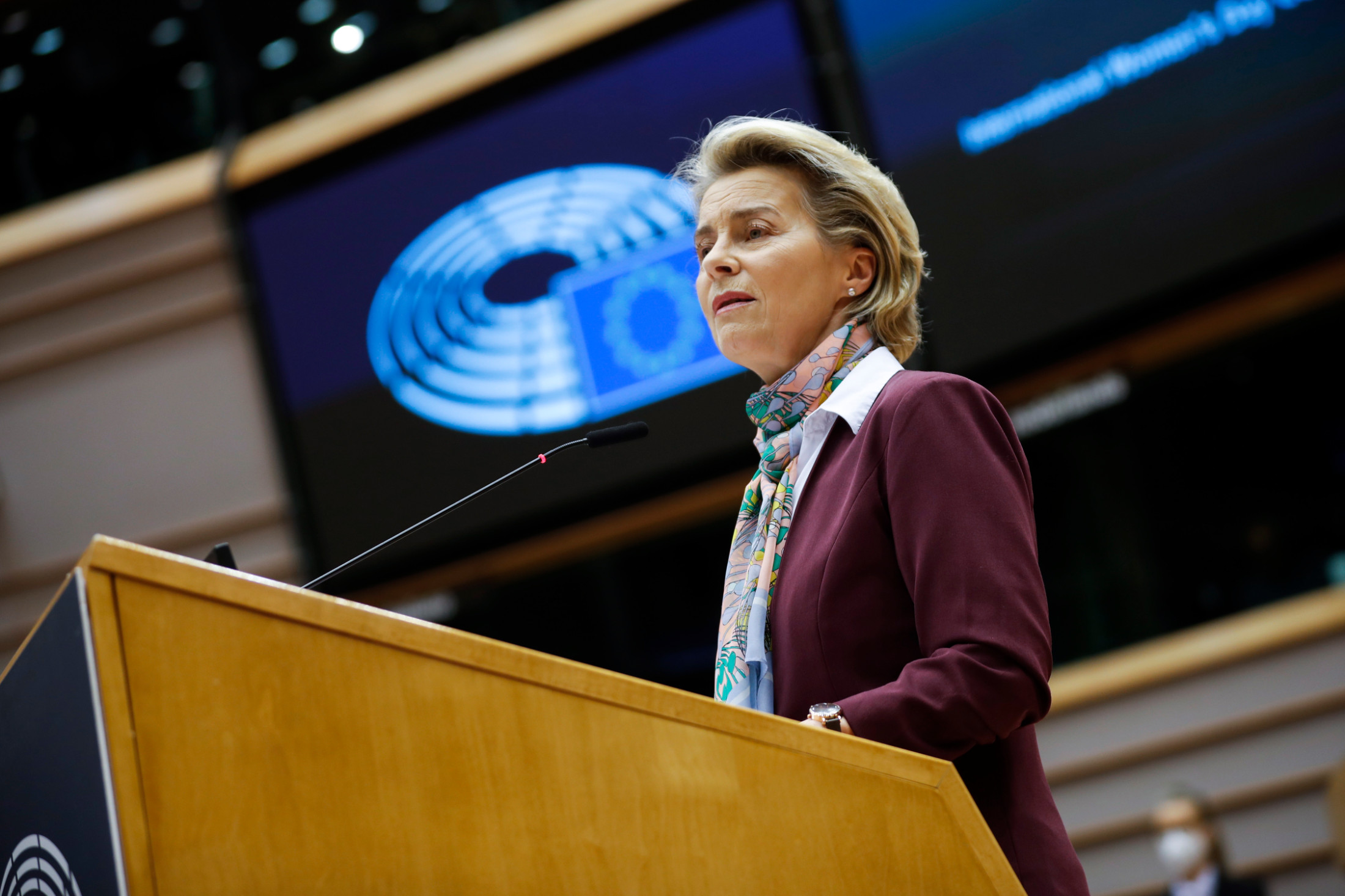 Commission sets the course towards a digitally empowered Europe by 2030