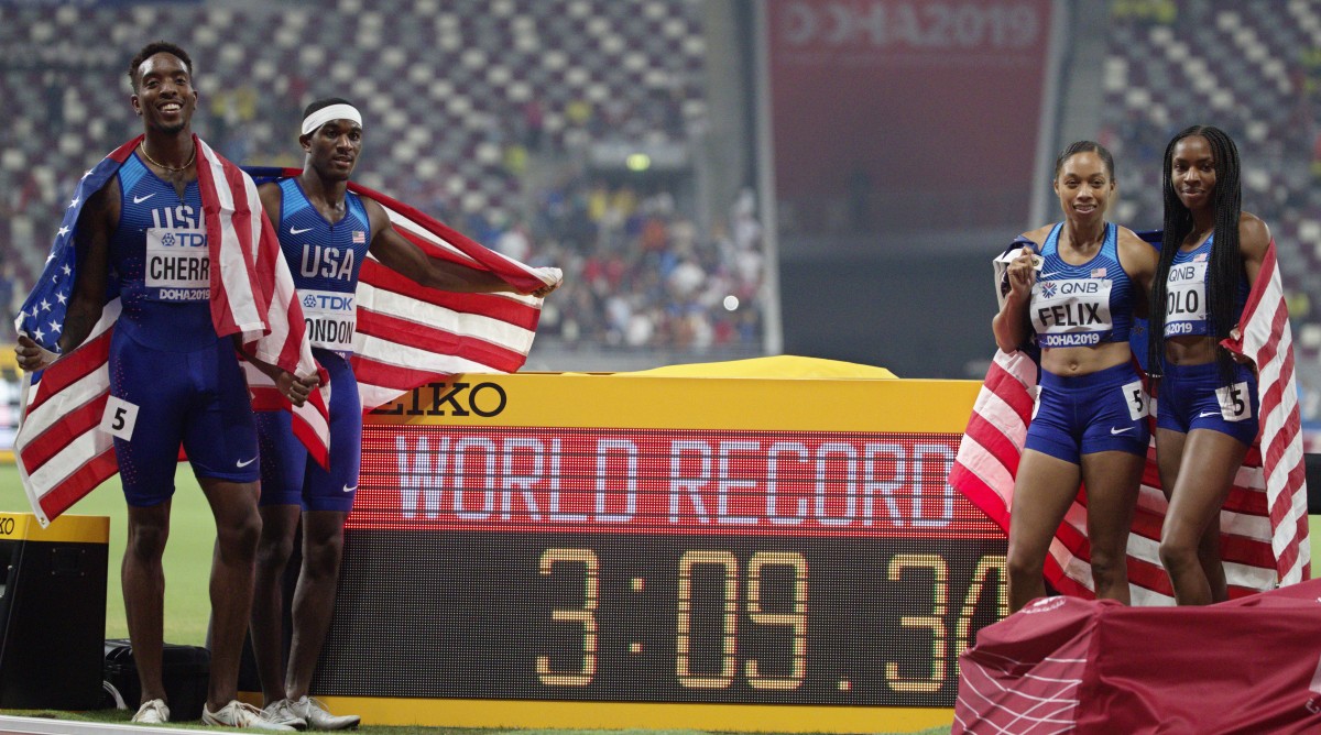 Фрейзър-Прайс и Тейлър с четвърти световни титли на 100 м и троен скок