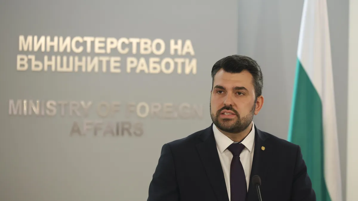 Георг Георгиев към Муцунски: България няма нови условия за евроинтеграцията на Северна Македония