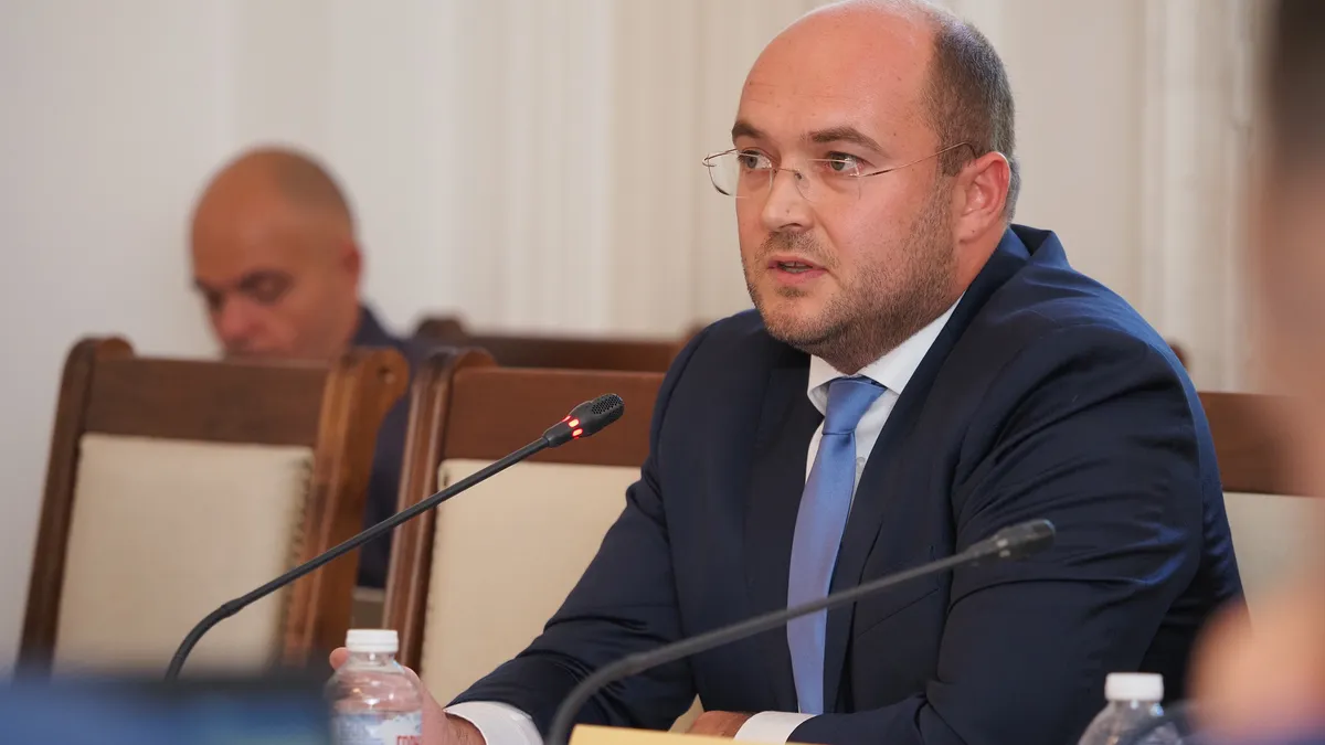 Георгиев: Със законопроекти тип фаст фууд на ПП ще задръстим артериите на обществото