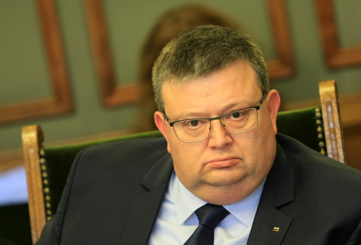 ГЕРБ и ОП предложиха Сотир Цацаров за председател на КПКОНПИ