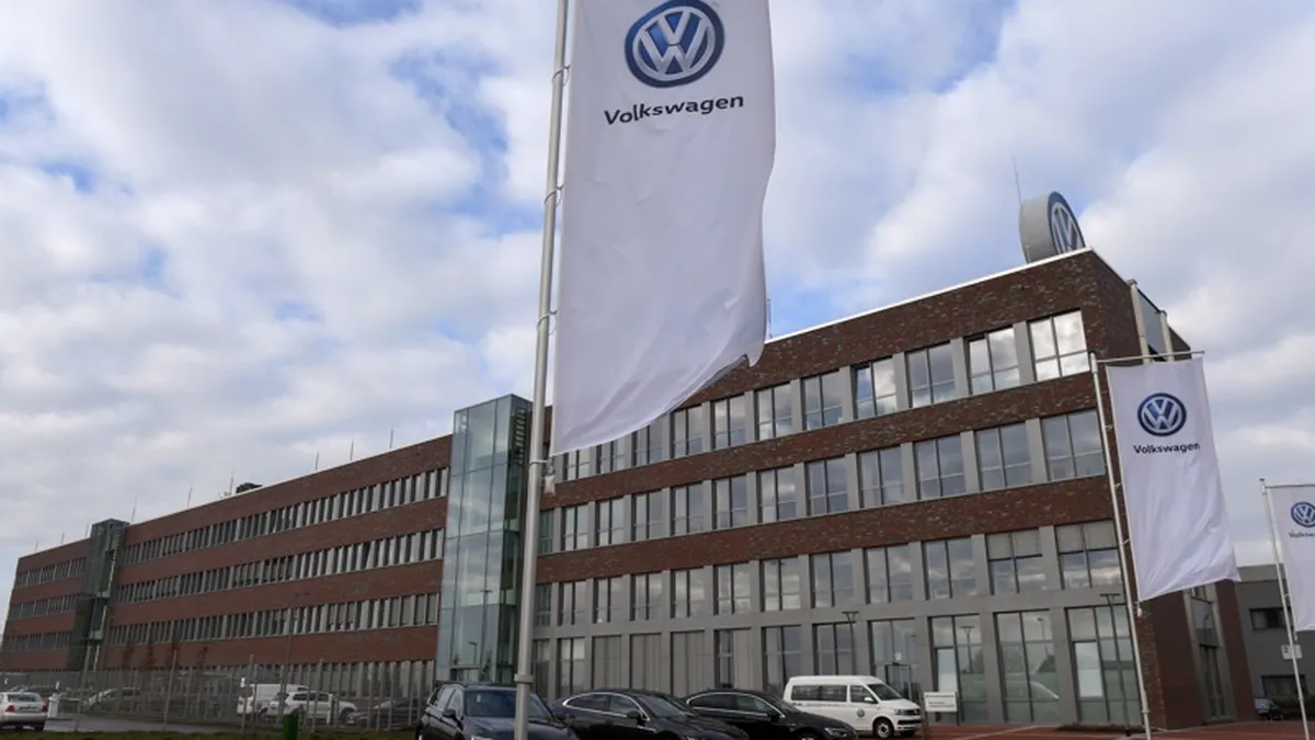 Германски министър: VW трябва да реши повечето от проблемите си сам