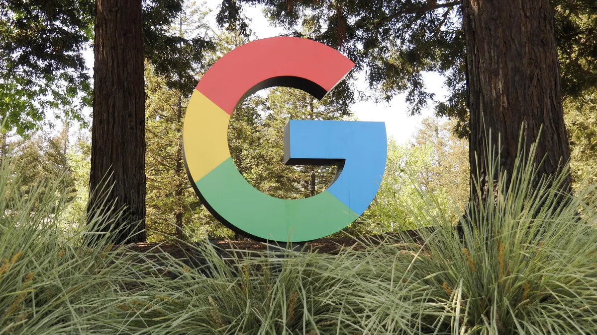 Google убива трафика към новинарското съдържание в интернет