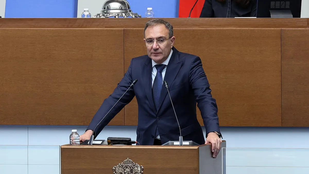 Гуцанов представя облекченията в администрирането на еднодневните трудови договори