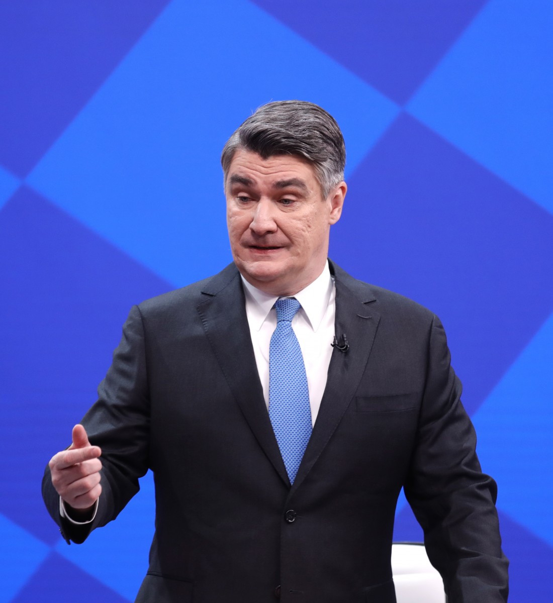 Хърватия избира президент на балотаж