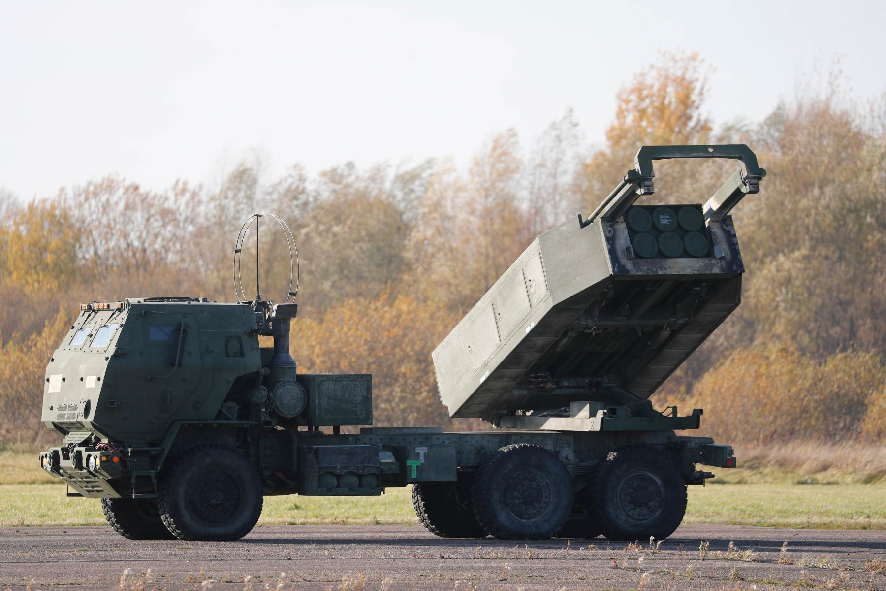 Пентагонът: Ракетите HIMARS за Украйна са част от регулярни доставки