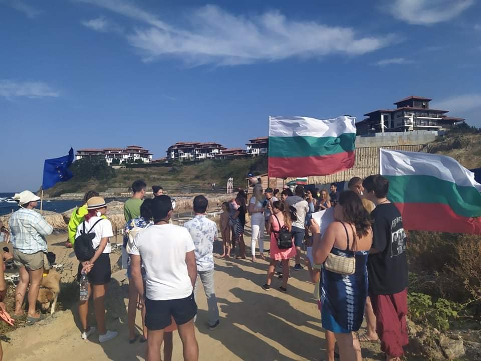 Природозащитници плажуваха на Алепу