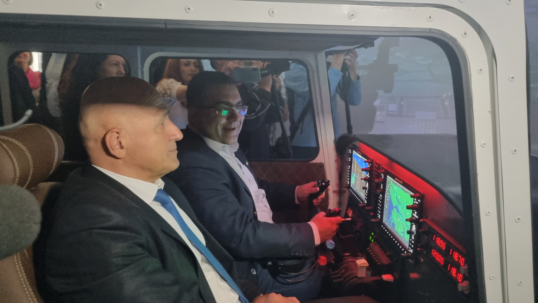 Българският авиосимулатор извърши полет над Статуята на свободата