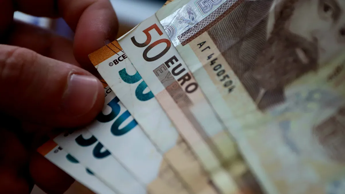 Инфлацията в България е стабилна под 3%, изпълняваме ключово условие за еврото