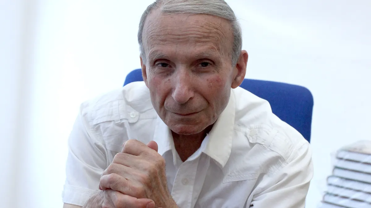 Иван Николов: Комплексираността на държавотворците край Вардара е стара, все по-задълбочаваща се болест