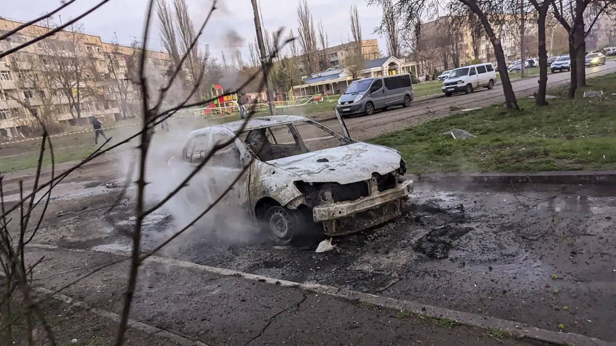 Жертвите на руския удар по родния град на Зеленски станаха 18 