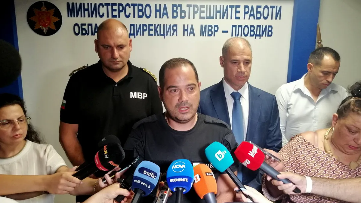 Калин Стоянов поиска четири оставки, след като 7-годишно дете уби баща си полицай в Пловдив