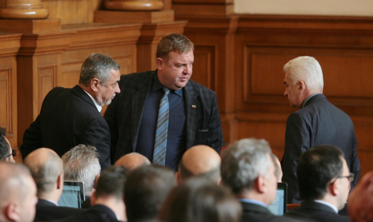 ВМРО и НФСБ изключиха „Атака” от малката коалиция
