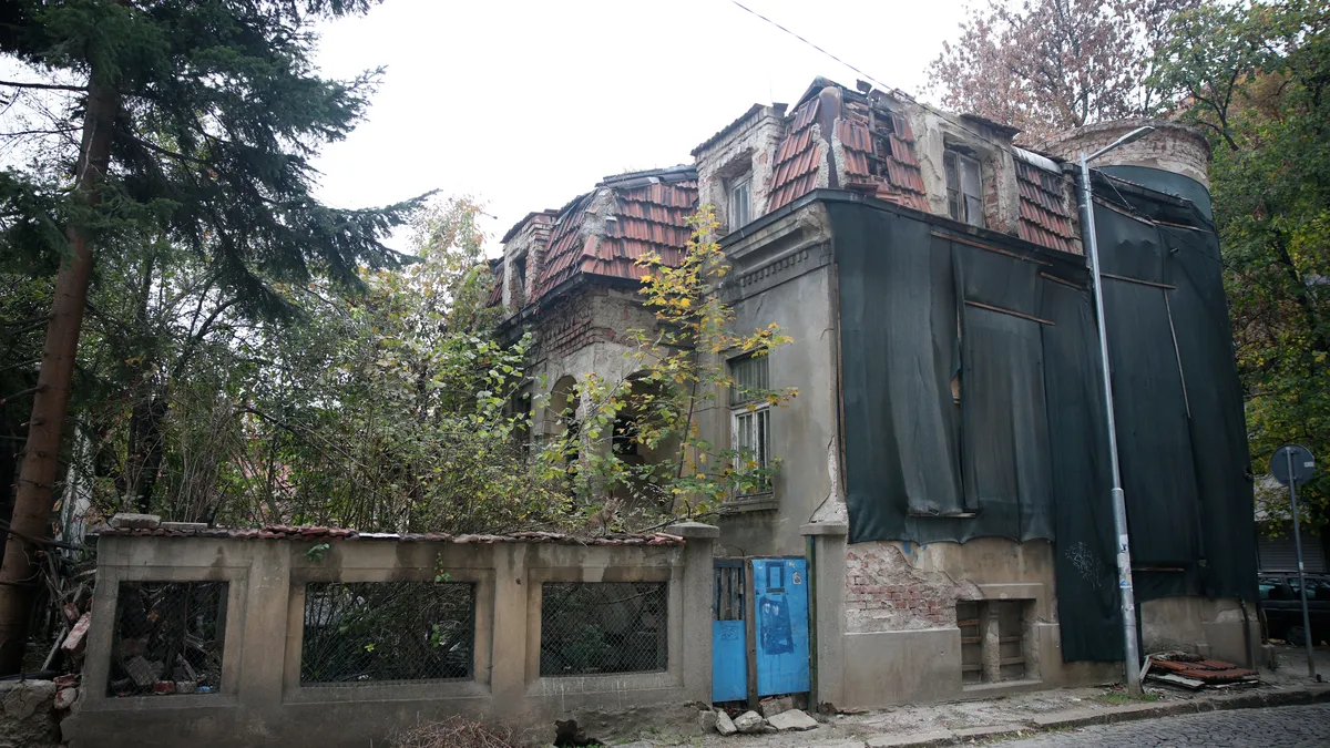 "Къщата с кулата" в столичния кв. "Лагера" пази духа на отминали славни времена