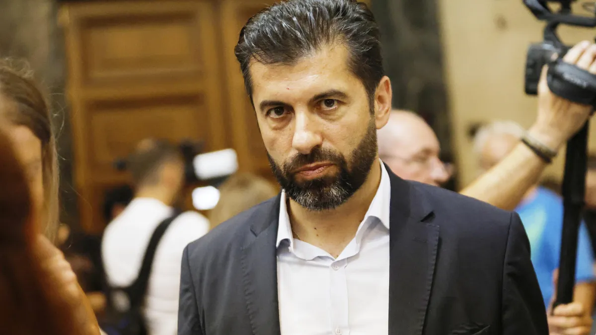 Кирил Петков: Днес последната надежда, че живеем в правова държава, беше изгорена