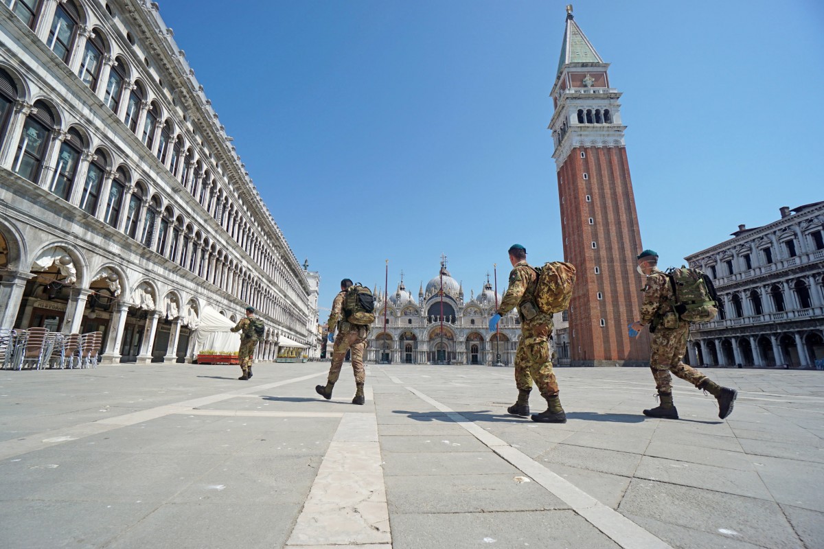 Кметът на Венеция: Искаме туристи!