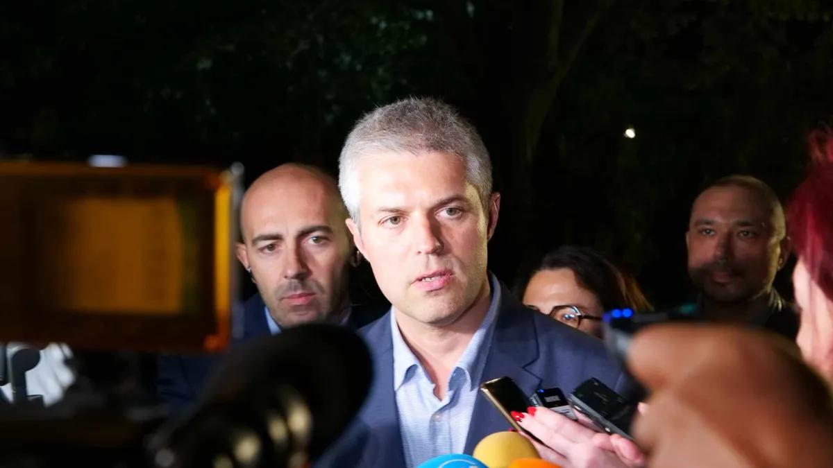 Коалиция оттегли доверието си от кмета на Варна