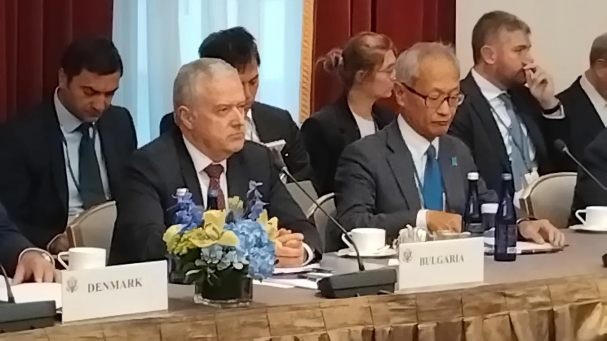 Кондов: България остава напълно ангажирана да оказва помощ в енергийния сектор на Украйна