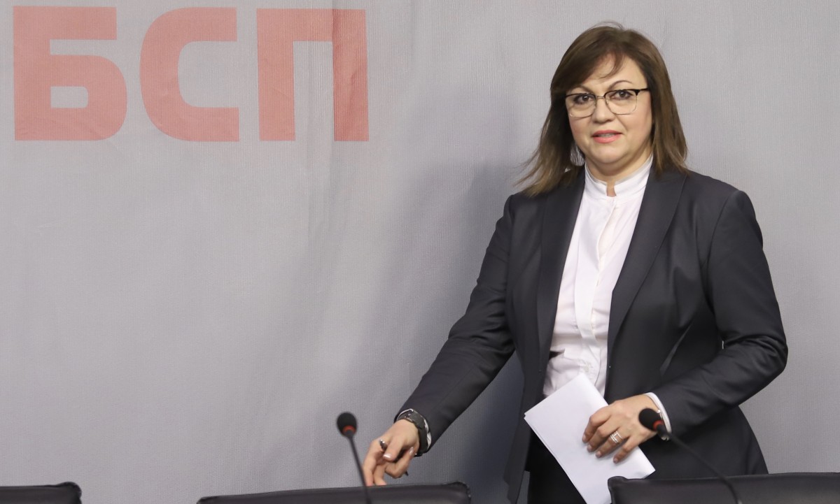 Корнелия Нинова: Парламентът е делегитимиран
