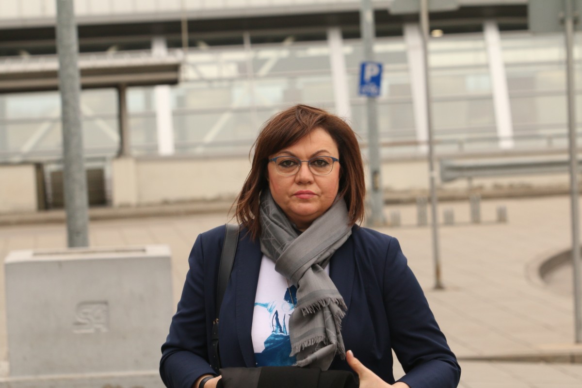 Корнелия Нинова: Правителството компенсира безсилието си със силови мерки