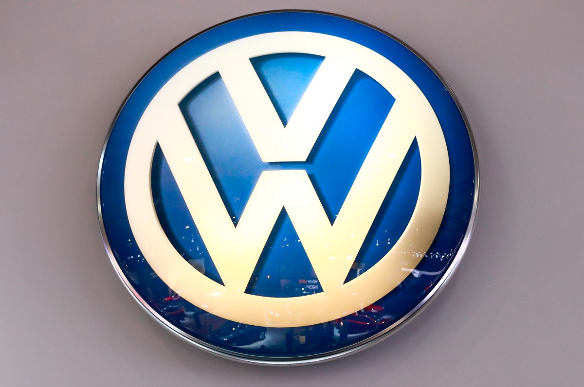 Коронавирусът промени емблемите на Audi и Volkswagen