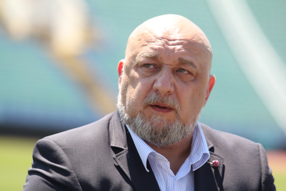 Кралев: Стриктно ще се следи за спазване на мерките на стадион „Васил Левски"