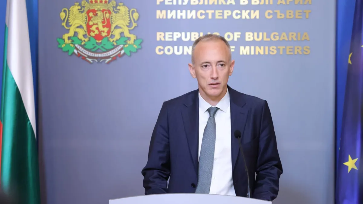 Красимир Вълчев ще отнеме правото на кметове да обявяват неучебен ден