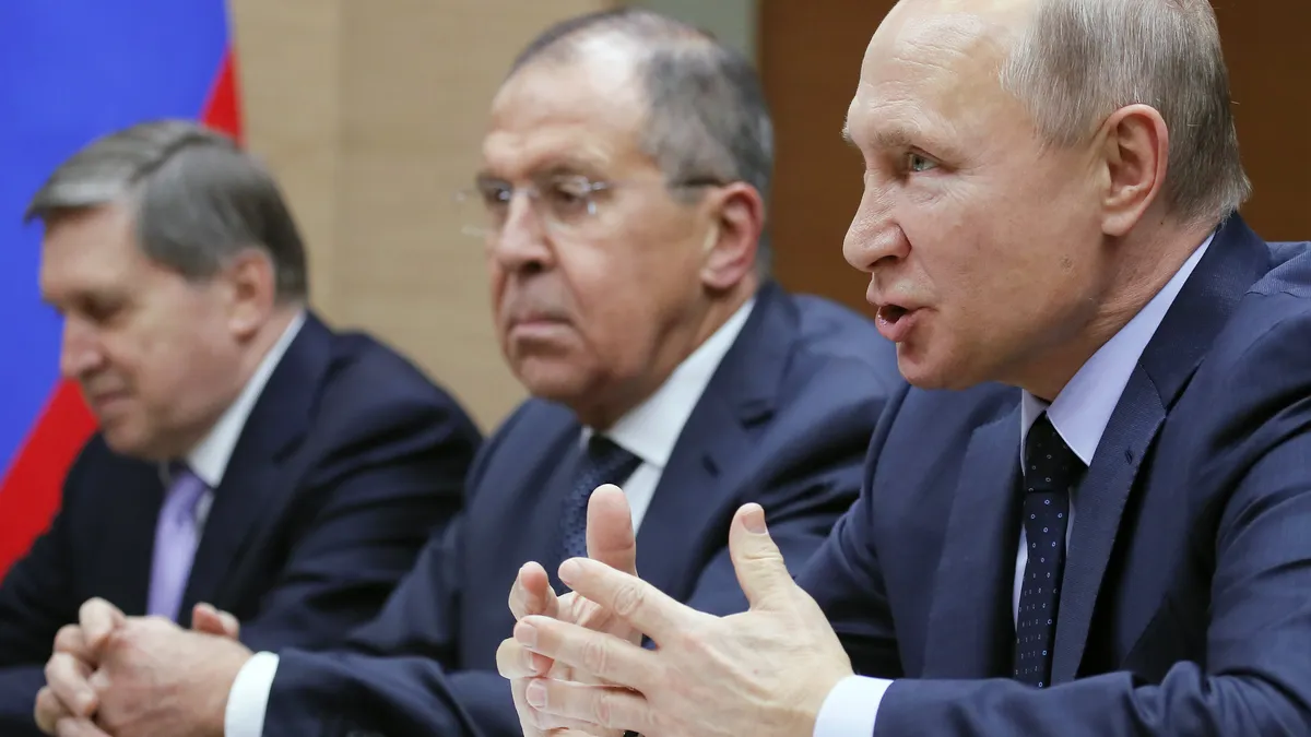Лавров и съветникът по външна политика Ушаков ще се присъединят към Путин за преговорите с Тръмп