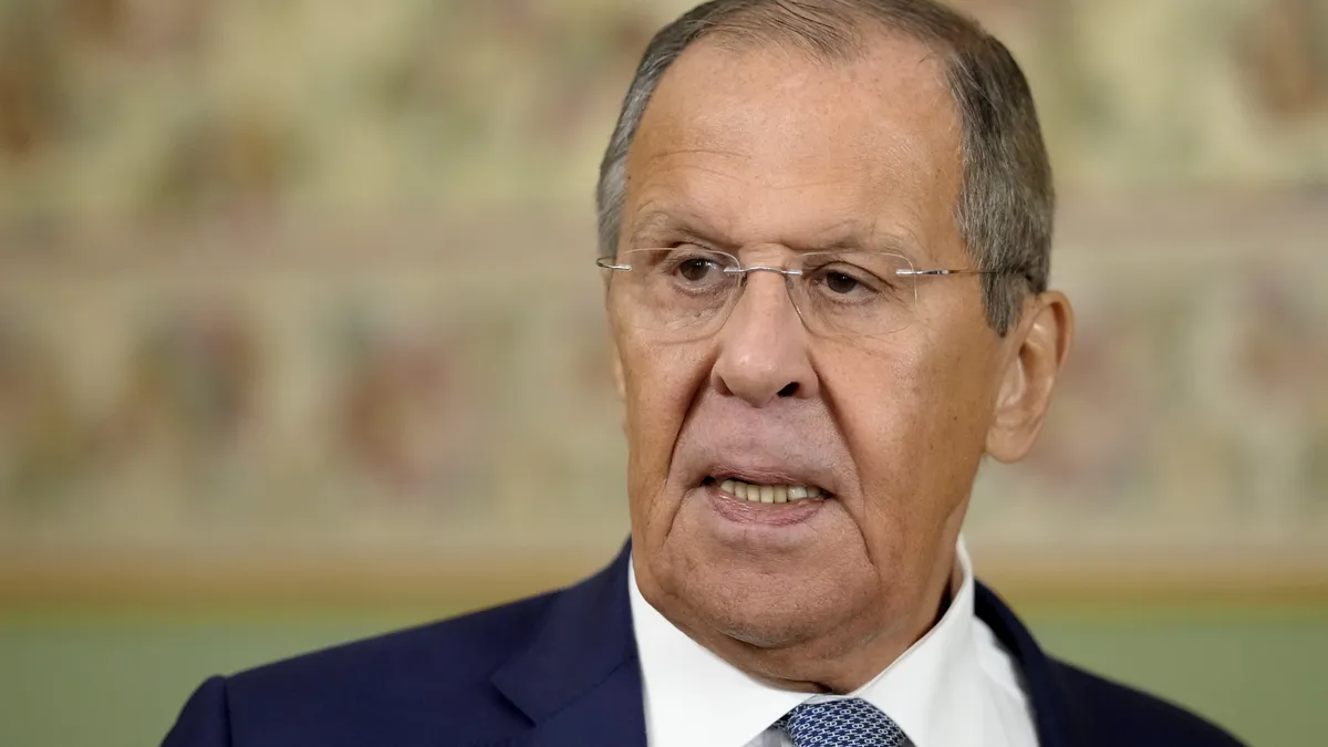Лавров: Русия напълно подкрепя Китай относно ситуацията около Тайван 