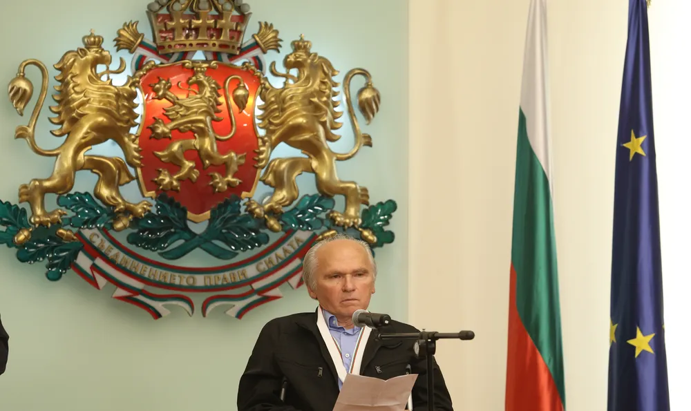 Лидерът на българското национално малцинство в Сърбия Иван Николов бе удостоен с орден "Стара планина" 
