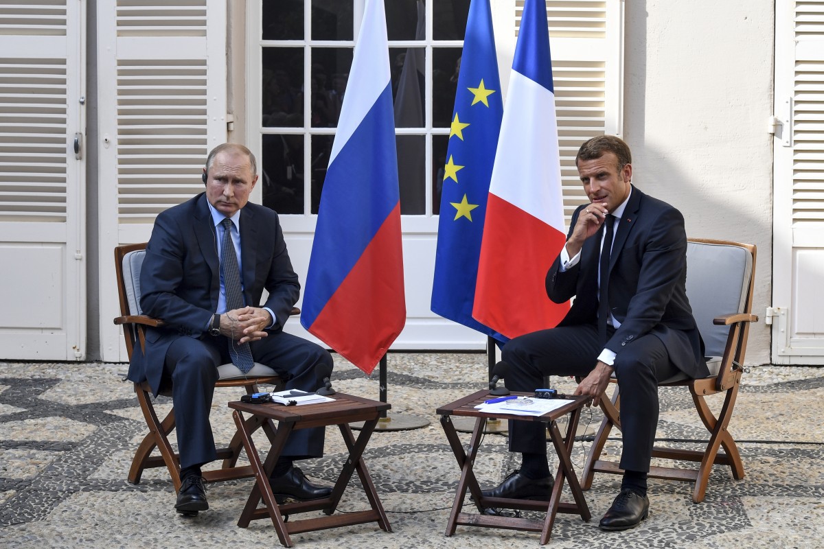 Макрон към Путин: Налице е „реална възможност“ за мир в Украйна