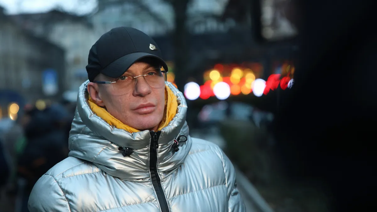 Мартин, който храни над 100 хора в нужда всеки ден: Днес имаш дом и топло легло, а утре си бездомен
