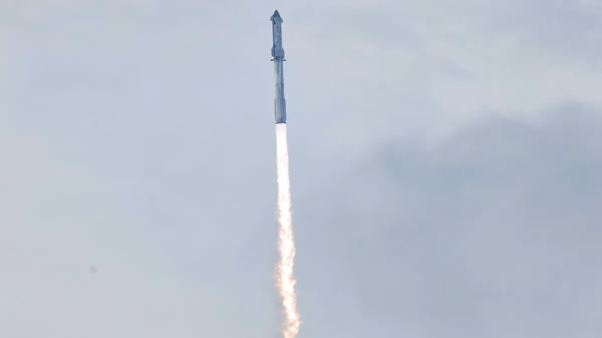 Мъск: Starship ще спаси живота на Земята