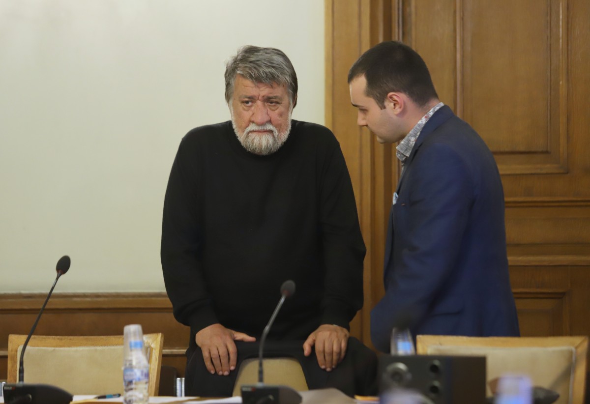 Медийната комисия в НС отхвърли промените в Закона за радиото и телевизията