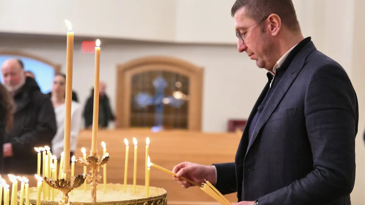 Мицкоски: Ние сме Илинден. Ние сме партизани.Ще бъдем най-богатата държава. Ще решим вековния македонски въпрос