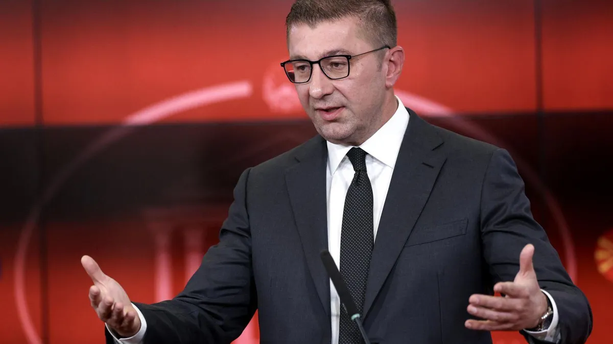 Мицкоски: Разговори между София и Скопие са възможни на срещата на НАТО в Хага