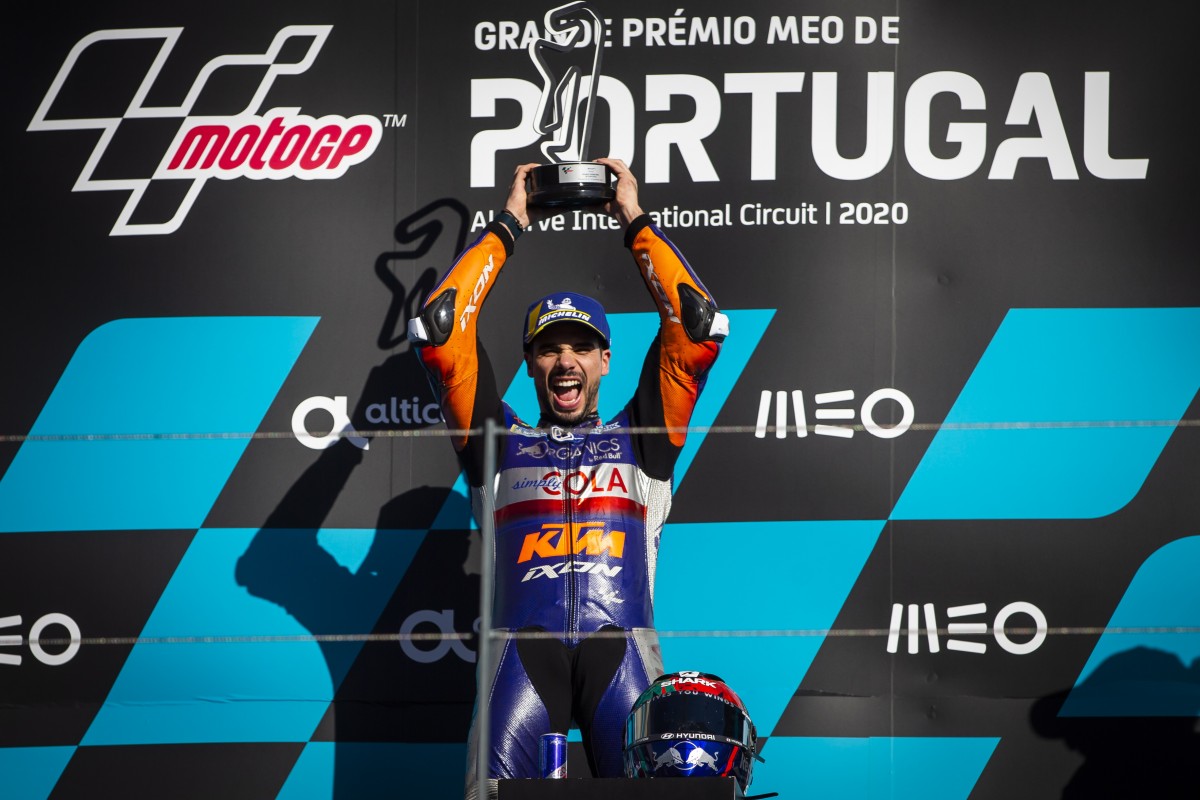 Мигел Оливейра спечели заключителния старт за сезона в MotoGP
